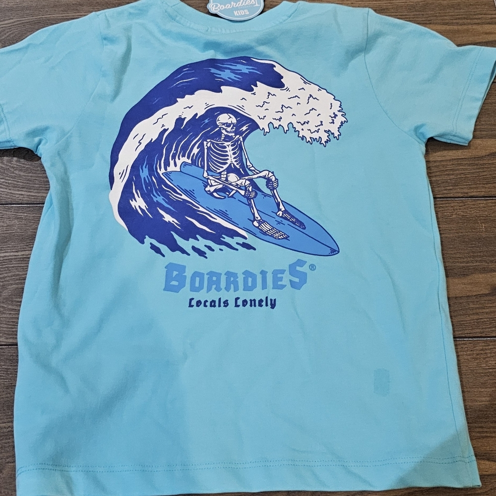 New Boardies boy shirt size 7-8